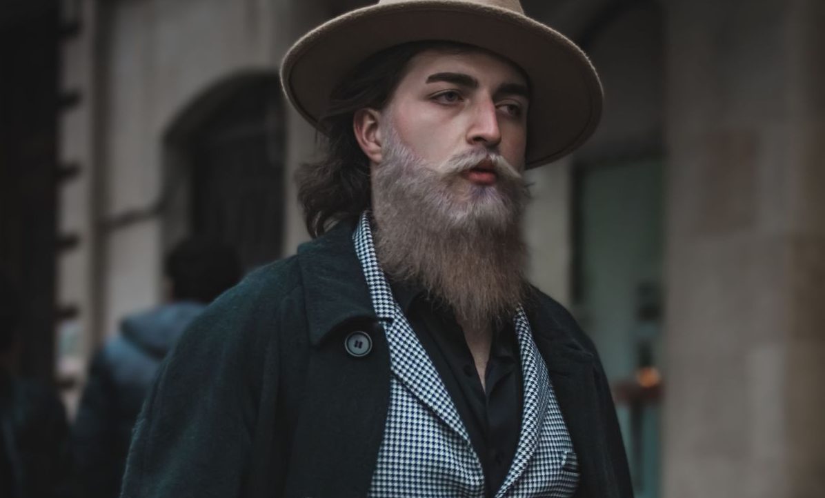 Como Se Vestir Como um Homem Alfa: 10 Regras de Estilo Masculino